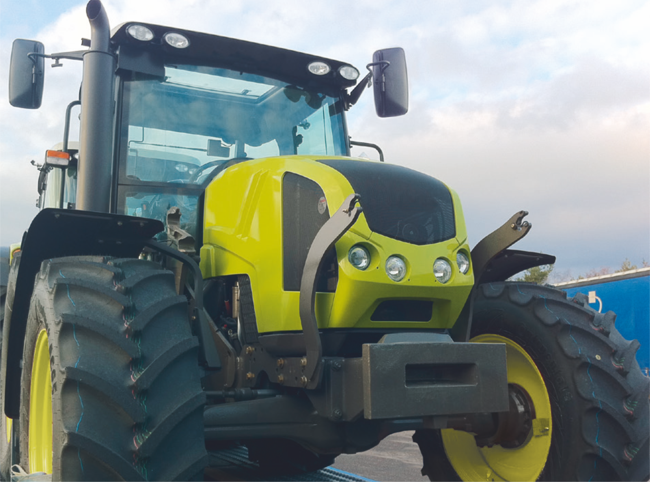 Zasklení kabin traktorů